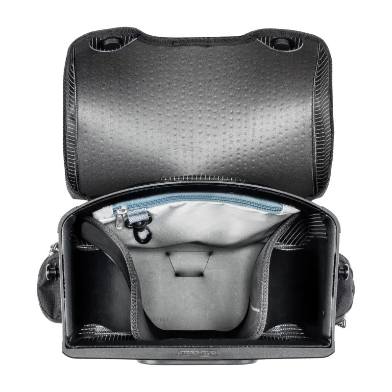 Ortlieb Ultimate 6 High Visibility Handlebar Bag 7L in Black-2